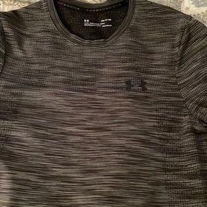 Small boy’s Tshirt, Under Armour.